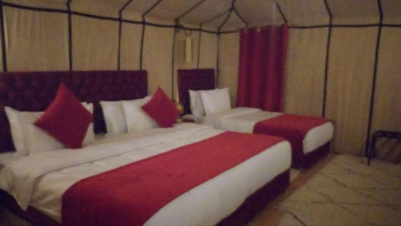 Sahara Luxury Camp Vip Hotel Merzouga Buitenkant foto